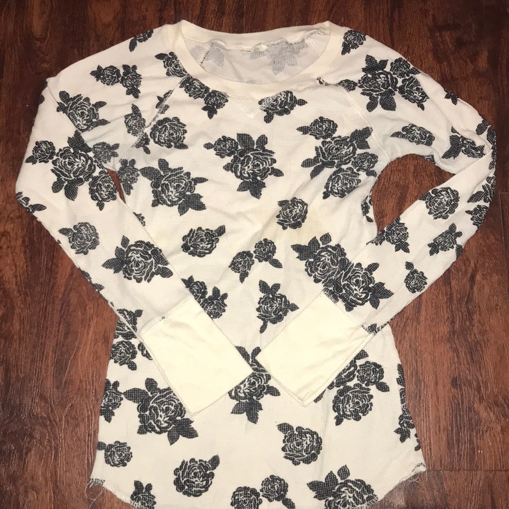 Women’s Size Small Shirt